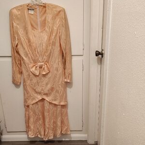 Vintage Joanie Char Elegant Peach Silk Long Sleeve Dress